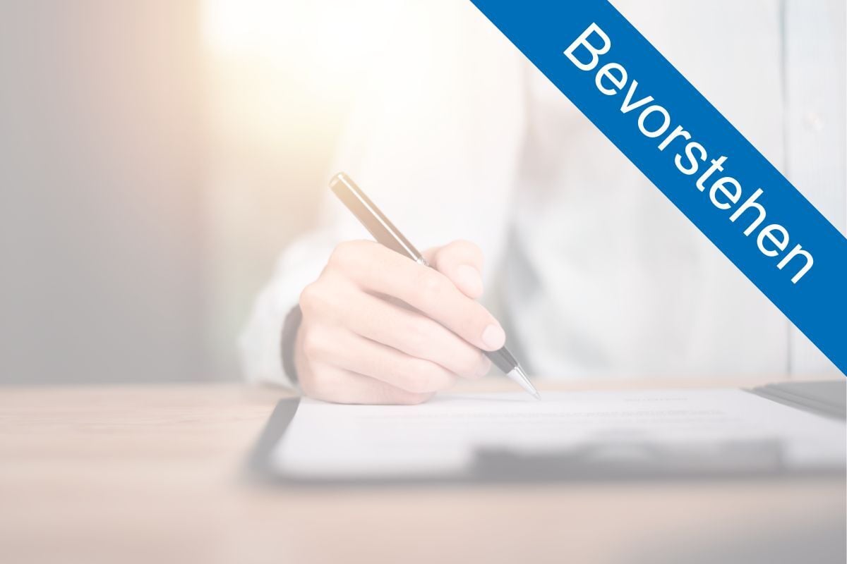 writing-notes-on-paper-closeup_Bevorstehen