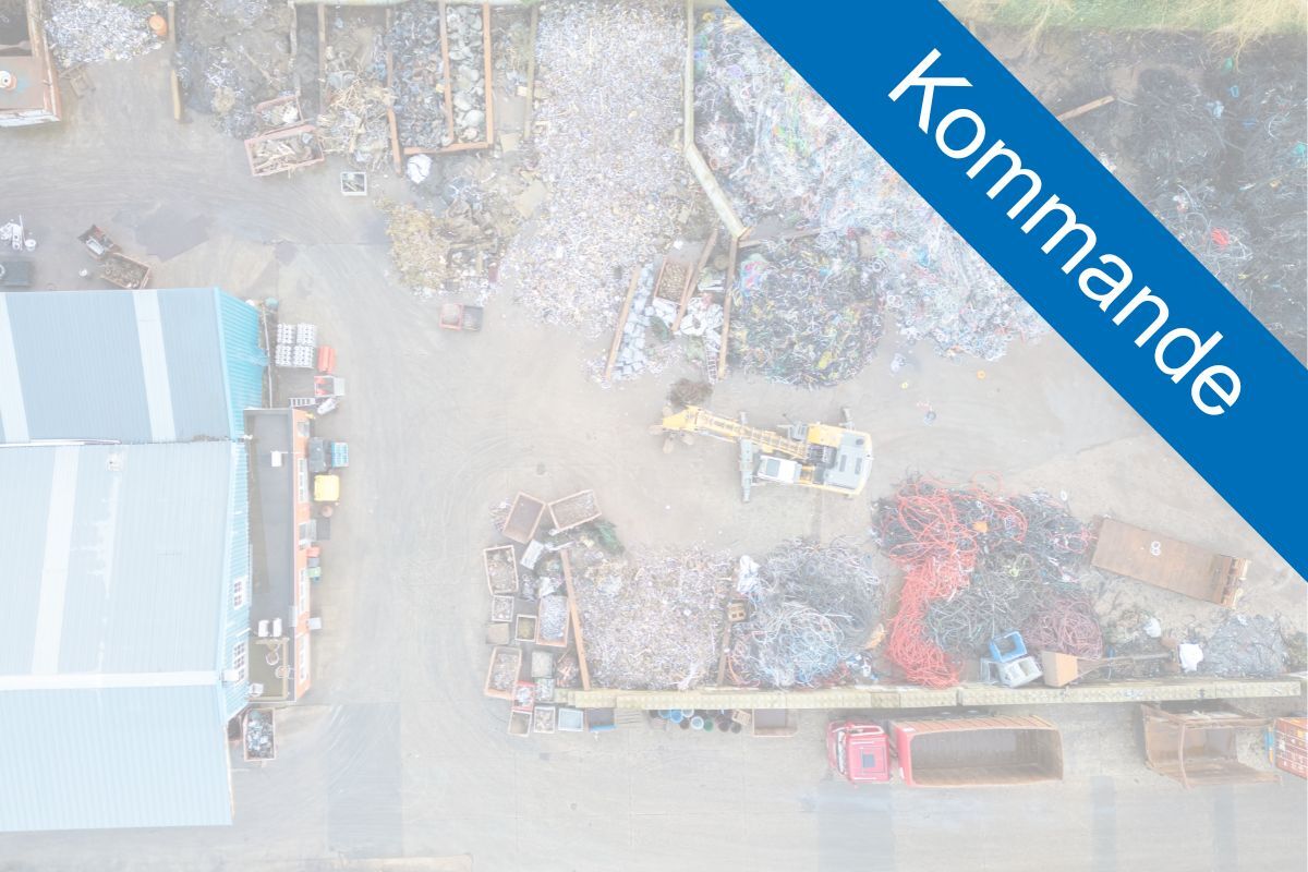 aerial-view-recycling-center-yard_Kommande